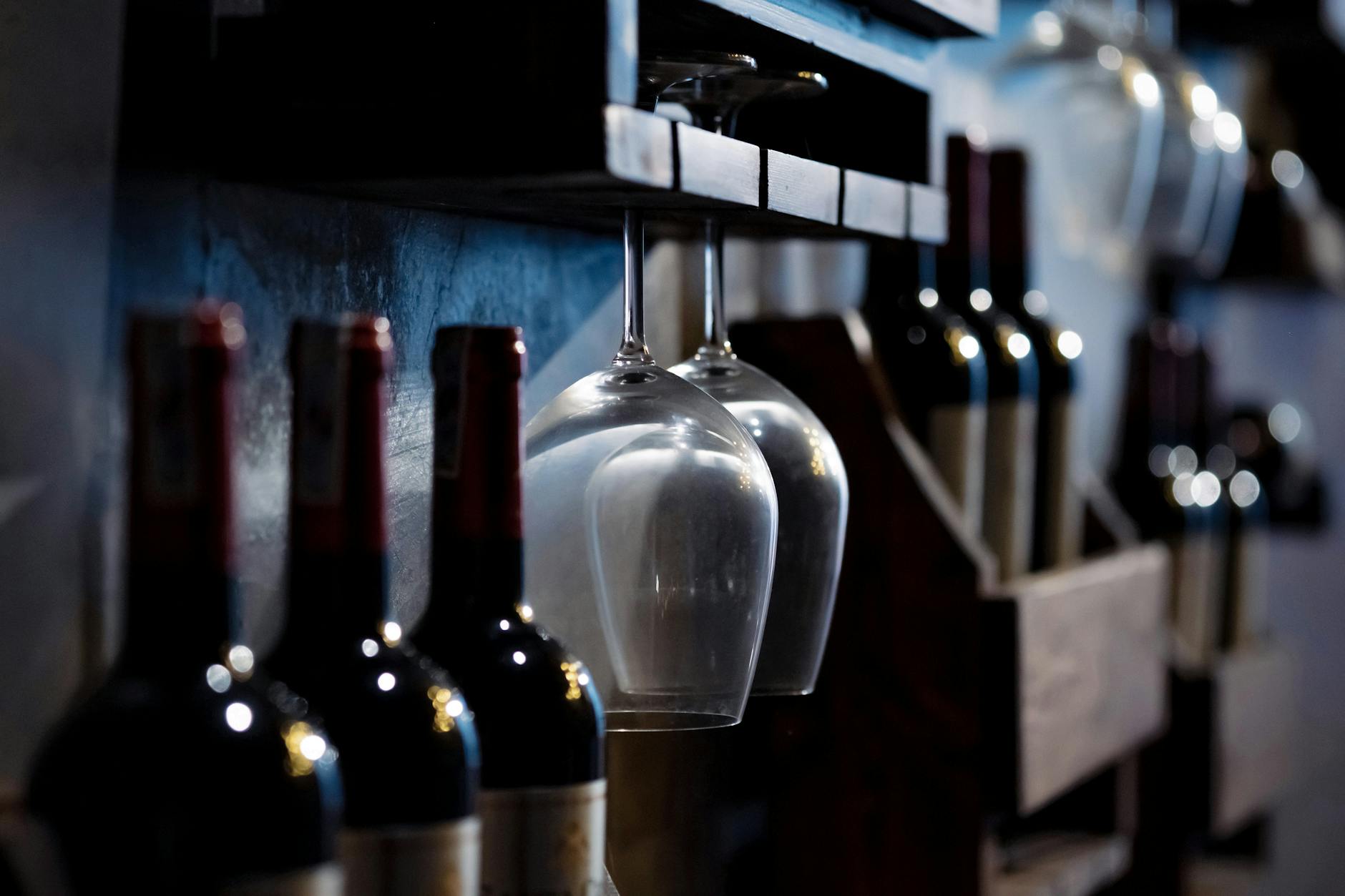 Drømmer om alkohol — hva betyr det?