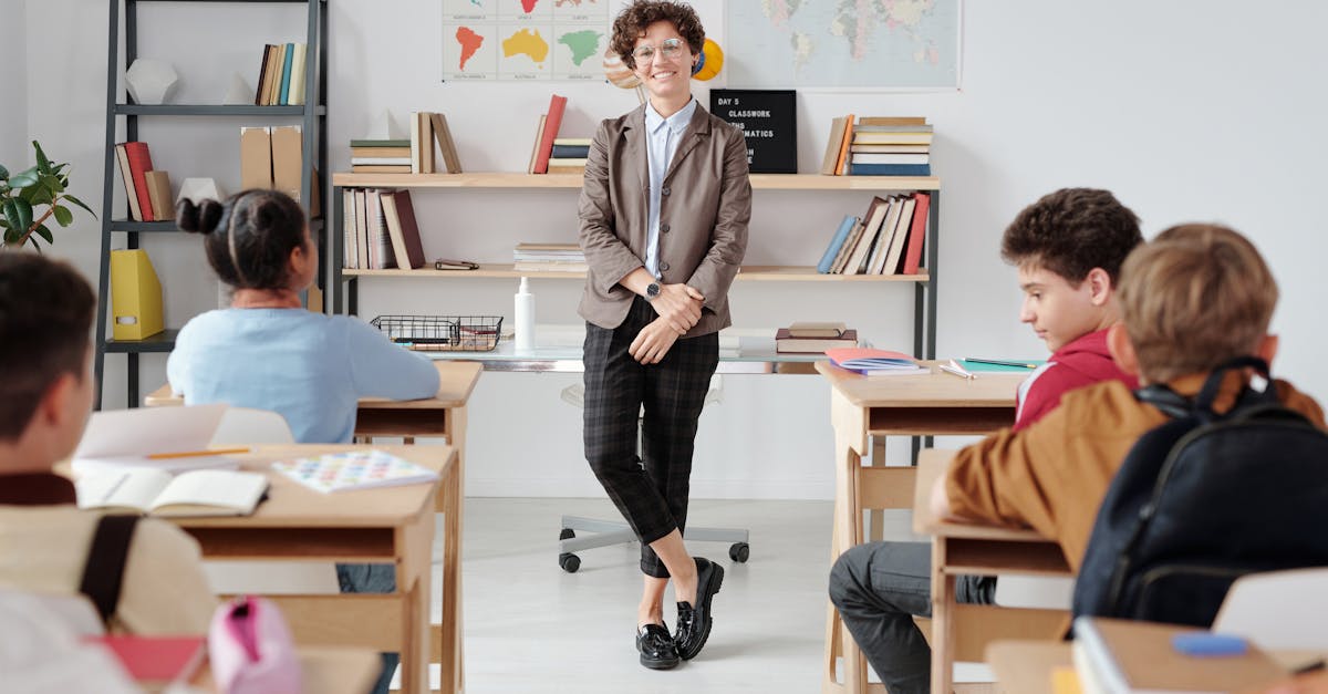 Drømmer om skole — hva betyr det?